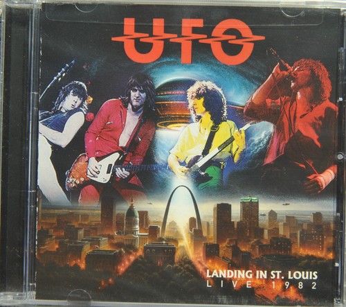 Ufo landing in - ufo, "landing